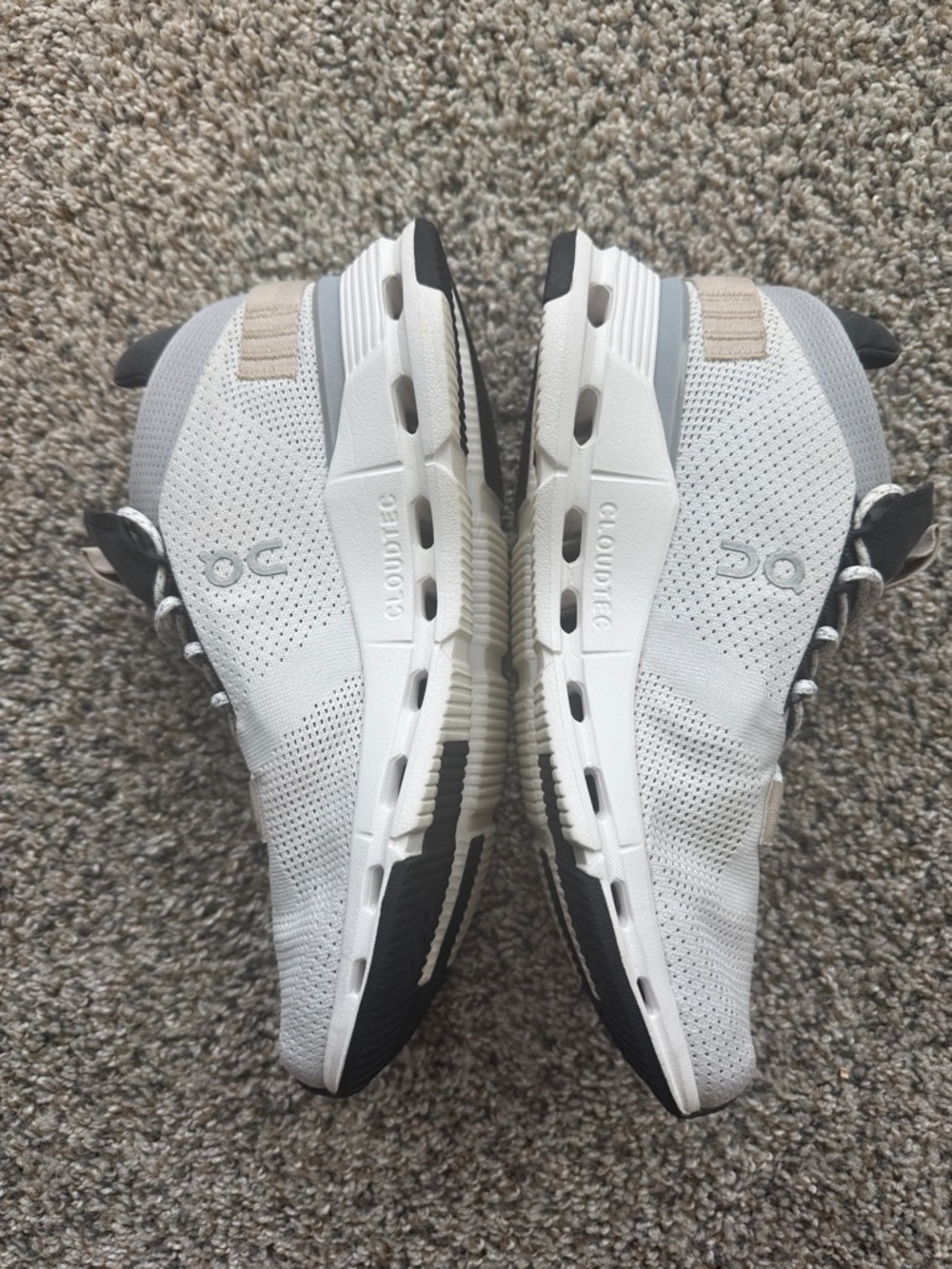 On Running Cloudnova Running Shoes (Womens) Size 8 - White Sand - Picture 5 of 10